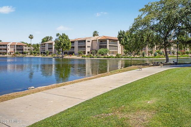 3008 W LUPINE Avenue, Phoenix, AZ 85029
