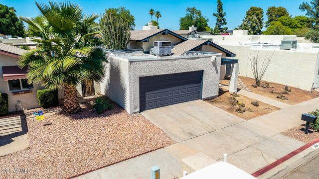 3008 W LUPINE Avenue, Phoenix, AZ 85029