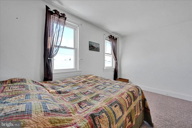 204 W REISTVILLE RD, Myerstown, PA 17067