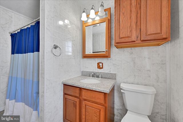 204 W REISTVILLE RD, Myerstown, PA 17067