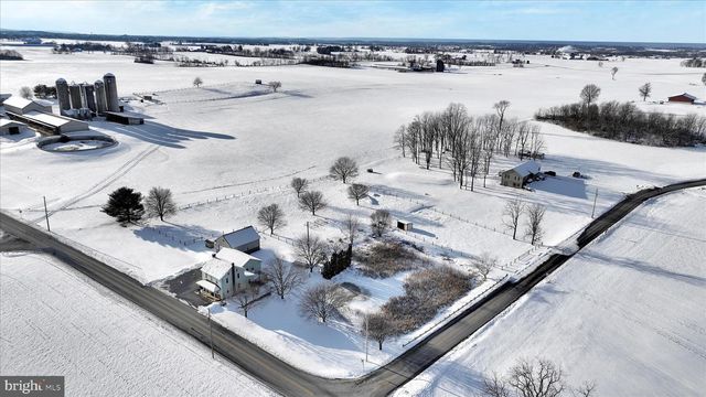 204 W REISTVILLE RD, Myerstown, PA 17067