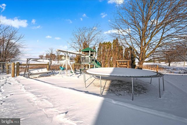 204 W REISTVILLE RD, Myerstown, PA 17067