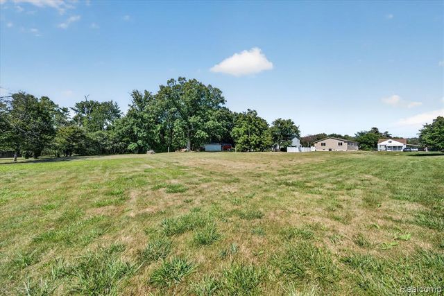 5110 Lathrop Street, Trenton, MI 48183