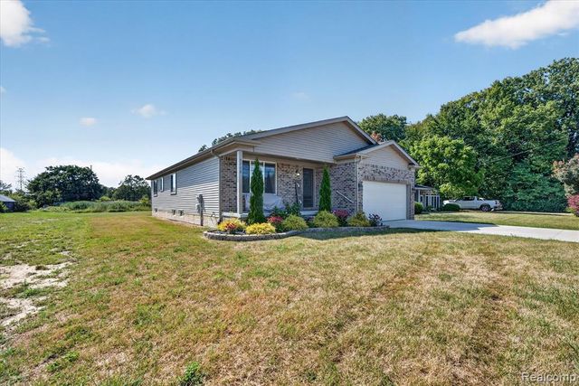 5110 Lathrop Street, Trenton, MI 48183