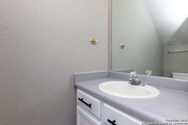 10527 Perrin Beitel Rd Apt B209, San Antonio, TX 78217