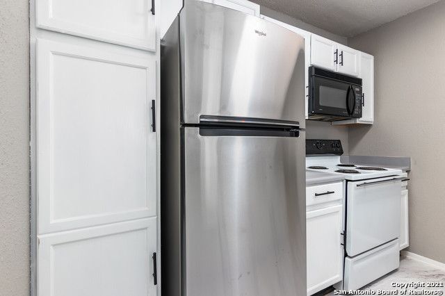 10527 Perrin Beitel Rd Apt B209, San Antonio, TX 78217