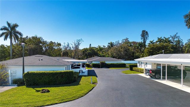 2115 9TH AVENUE W 2A, Bradenton, FL 34205