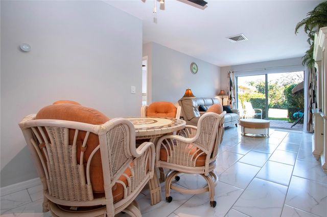 2115 9TH AVENUE W 2A, Bradenton, FL 34205