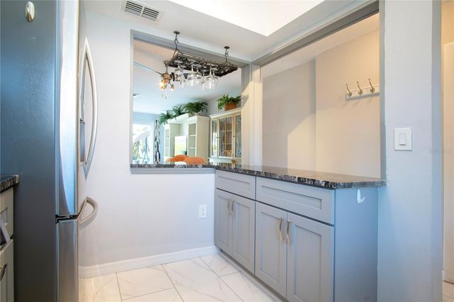 2115 9TH AVENUE W 2A, Bradenton, FL 34205