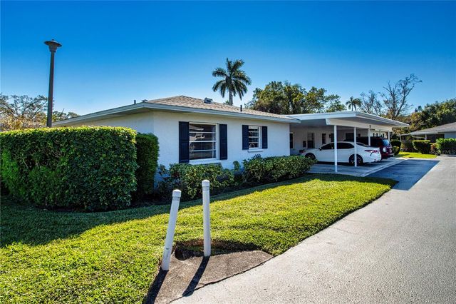 2115 9TH AVENUE W 2A, Bradenton, FL 34205