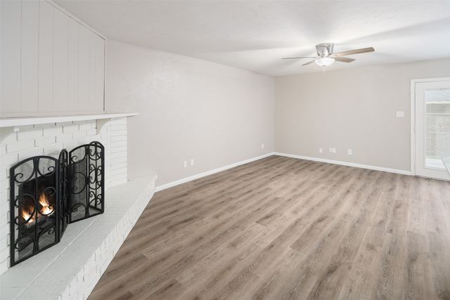 809 Sunny Slope Drive, Allen, TX 75002