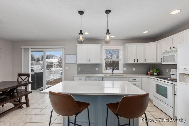 1536 Lillyview Court, Grand Rapids, MI 49509