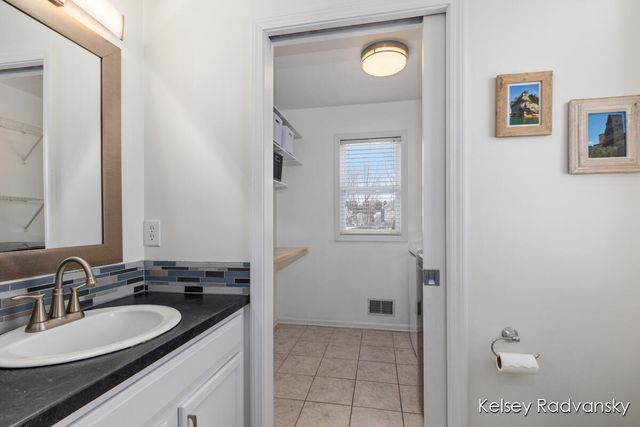 1536 Lillyview Court, Grand Rapids, MI 49509