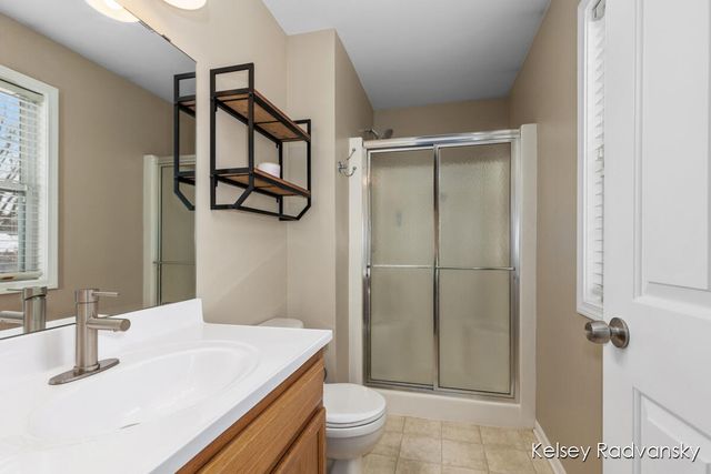 1536 Lillyview Court, Grand Rapids, MI 49509