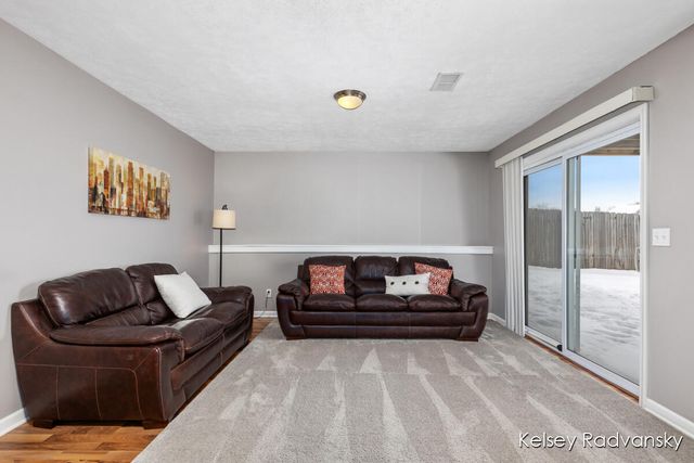 1536 Lillyview Court, Grand Rapids, MI 49509