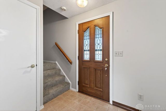 7064 Safari Drive, Huber Heights, OH 45424