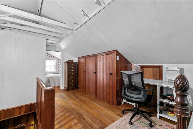 2 Cliff Avenue, Newport, RI 02840