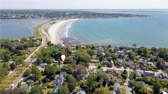 2 Cliff Avenue, Newport, RI 02840