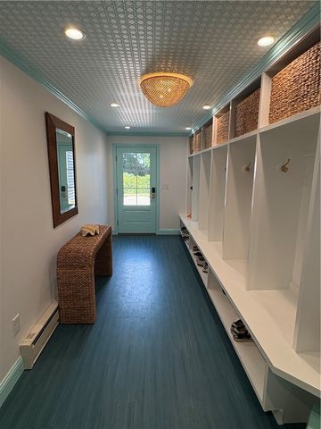 2 Cliff Avenue, Newport, RI 02840