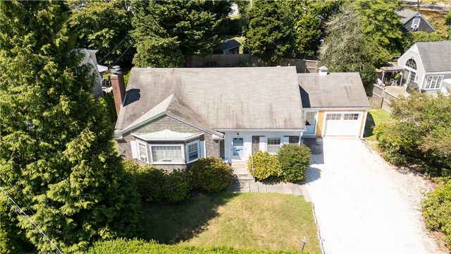 2 Cliff Avenue, Newport, RI 02840