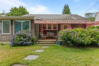 2 Cliff Avenue, Newport, RI 02840