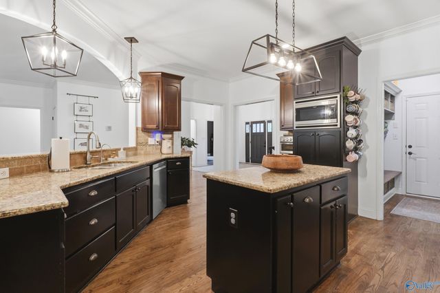 10 Green Creek Road, Madison, AL 35756
