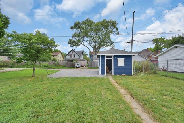 1414 Woodward Avenue, Springfield, OH 45506