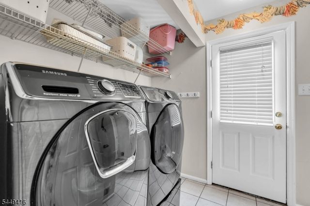 48 Plantation Rd, Readington Twp., NJ 08889