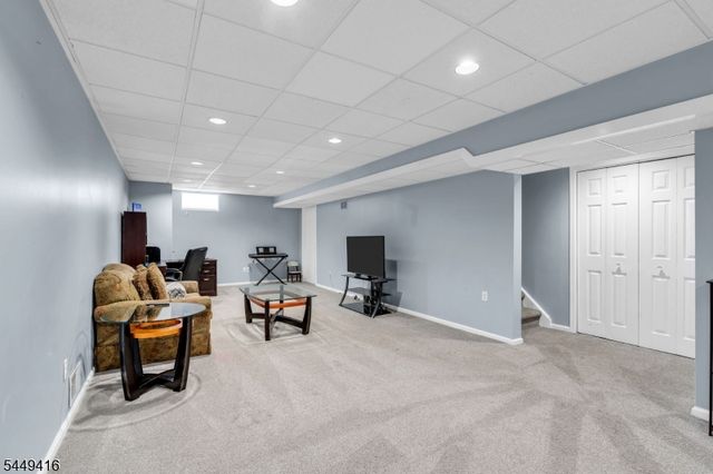 48 Plantation Rd, Readington Twp., NJ 08889