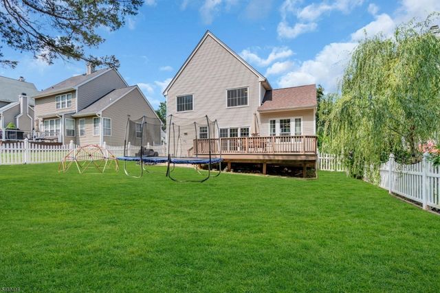 48 Plantation Rd, Readington Twp., NJ 08889