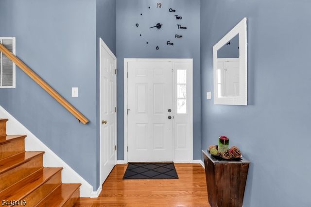 48 Plantation Rd, Readington Twp., NJ 08889