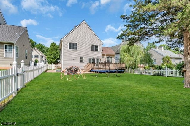 48 Plantation Rd, Readington Twp., NJ 08889