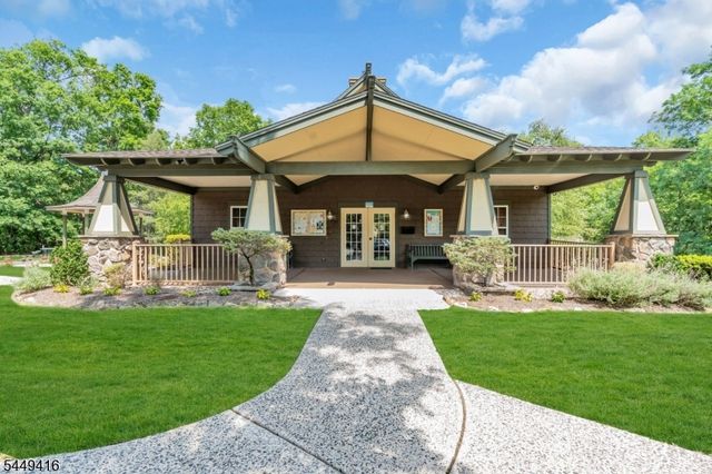 48 Plantation Rd, Readington Twp., NJ 08889
