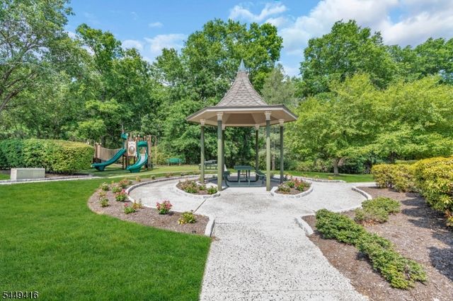 48 Plantation Rd, Readington Twp., NJ 08889