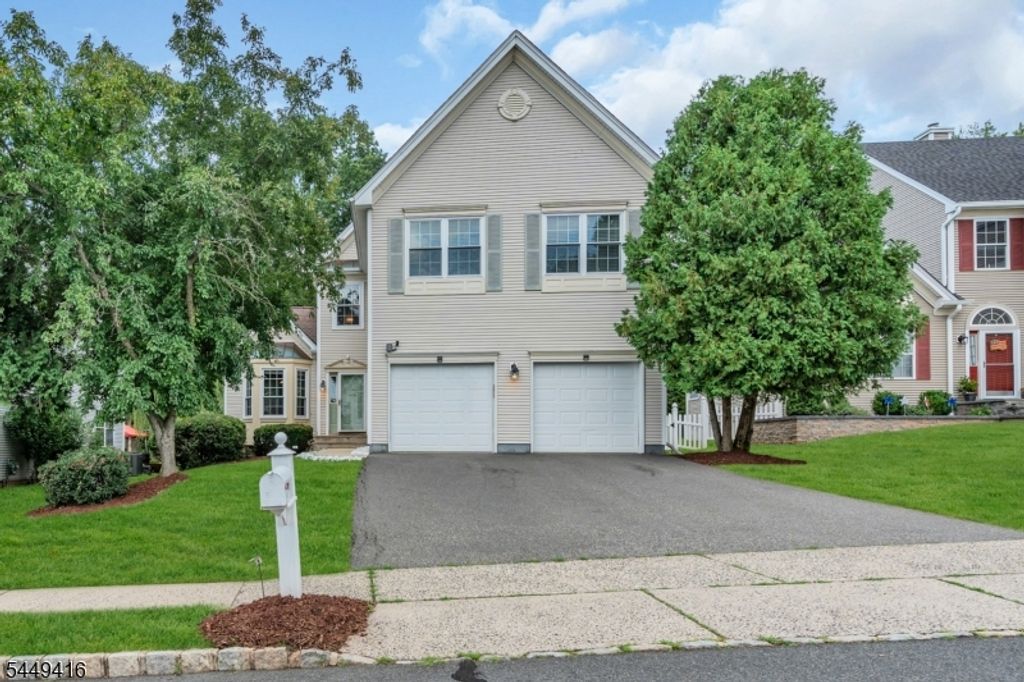48 Plantation Rd, Readington Twp., NJ 08889