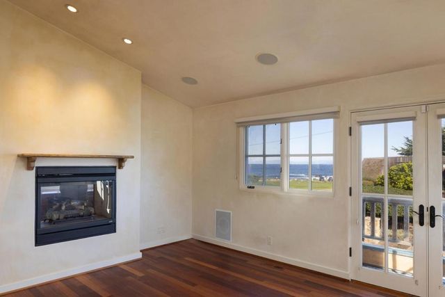 1273 Surf Avenue, Pacific Grove, CA 93950