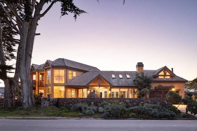 1273 Surf Avenue, Pacific Grove, CA 93950