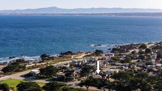 1273 Surf Avenue, Pacific Grove, CA 93950