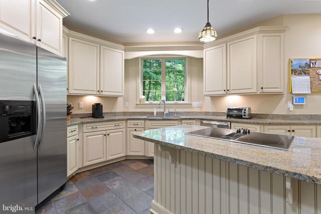 9350 BAKER ST, Owings, MD 20736