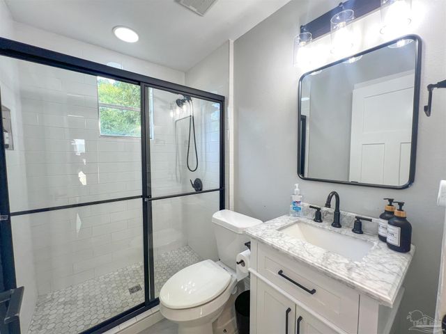 1315 Dexter Ave, Pensacola, FL 32507