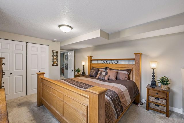 8595 Indahl Avenue S, Cottage Grove, MN 55016