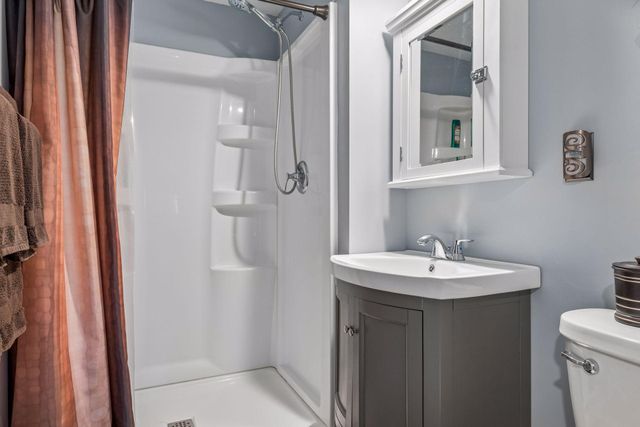 8595 Indahl Avenue S, Cottage Grove, MN 55016