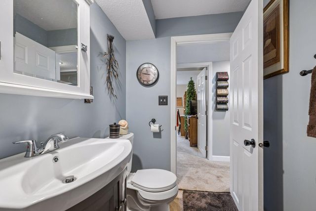 8595 Indahl Avenue S, Cottage Grove, MN 55016