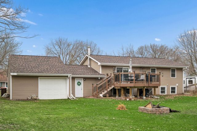 8595 Indahl Avenue S, Cottage Grove, MN 55016