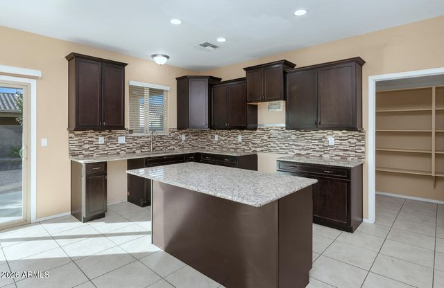 5833 W HIDALGO Avenue, Laveen, AZ 85339