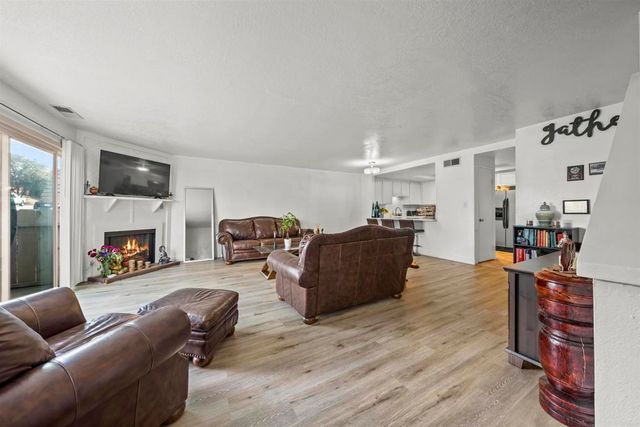 302 Travelodge Drive, El Cajon, CA 92020