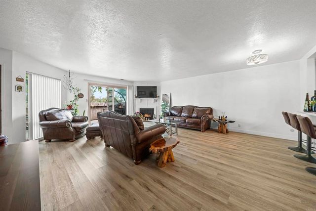 302 Travelodge Drive, El Cajon, CA 92020