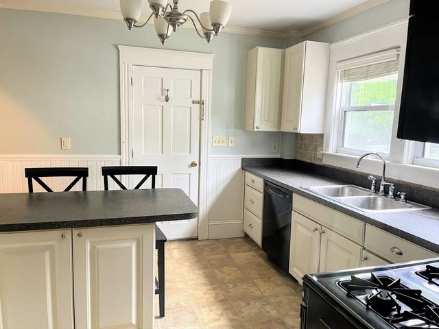 131 Cottage Street 131, Norwood, MA 02062