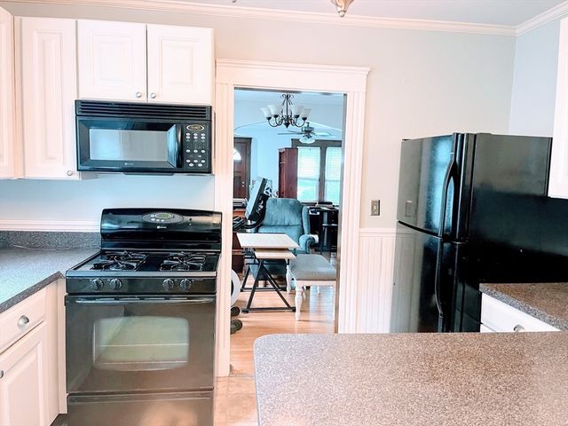 131 Cottage Street 131, Norwood, MA 02062