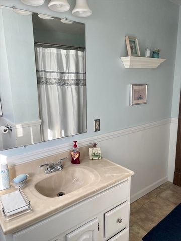 131 Cottage Street 131, Norwood, MA 02062